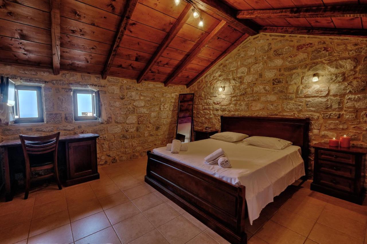 Achelatis Traditional Guest Houses Ареополис Екстериор снимка