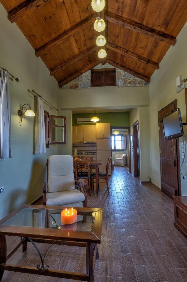 Achelatis Traditional Guest Houses Ареополис Екстериор снимка