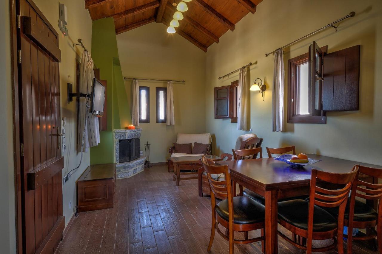 Achelatis Traditional Guest Houses Ареополис Екстериор снимка