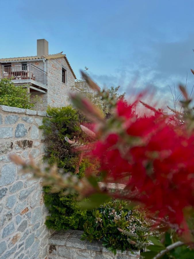 Achelatis Traditional Guest Houses Ареополис Екстериор снимка